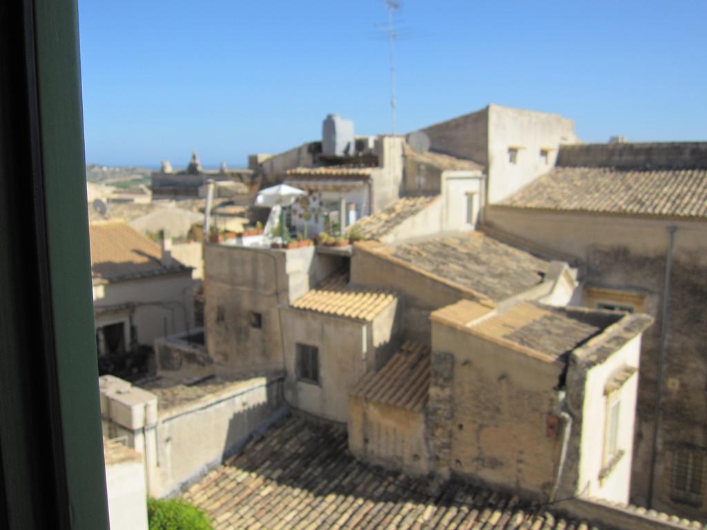 Kalote' On The Roof Apartments Noto Cameră foto