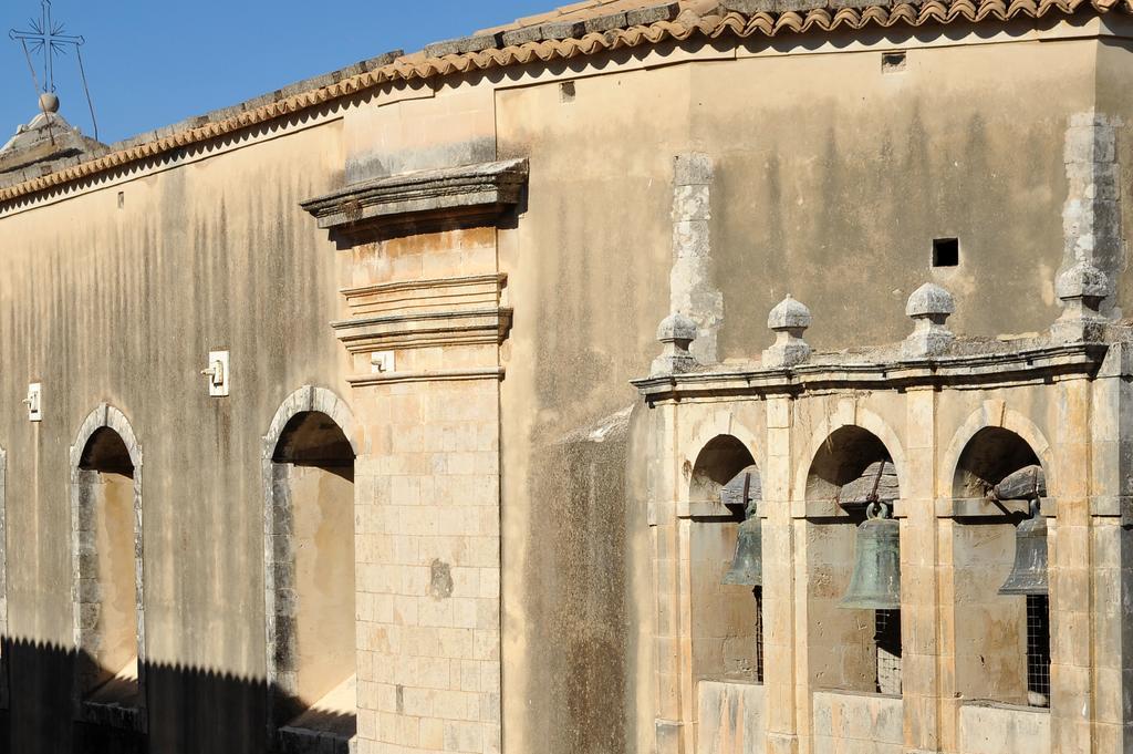 Kalote' On The Roof Apartments Noto Exterior foto