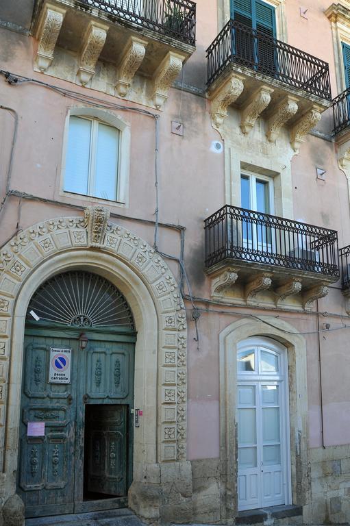Kalote' On The Roof Apartments Noto Exterior foto